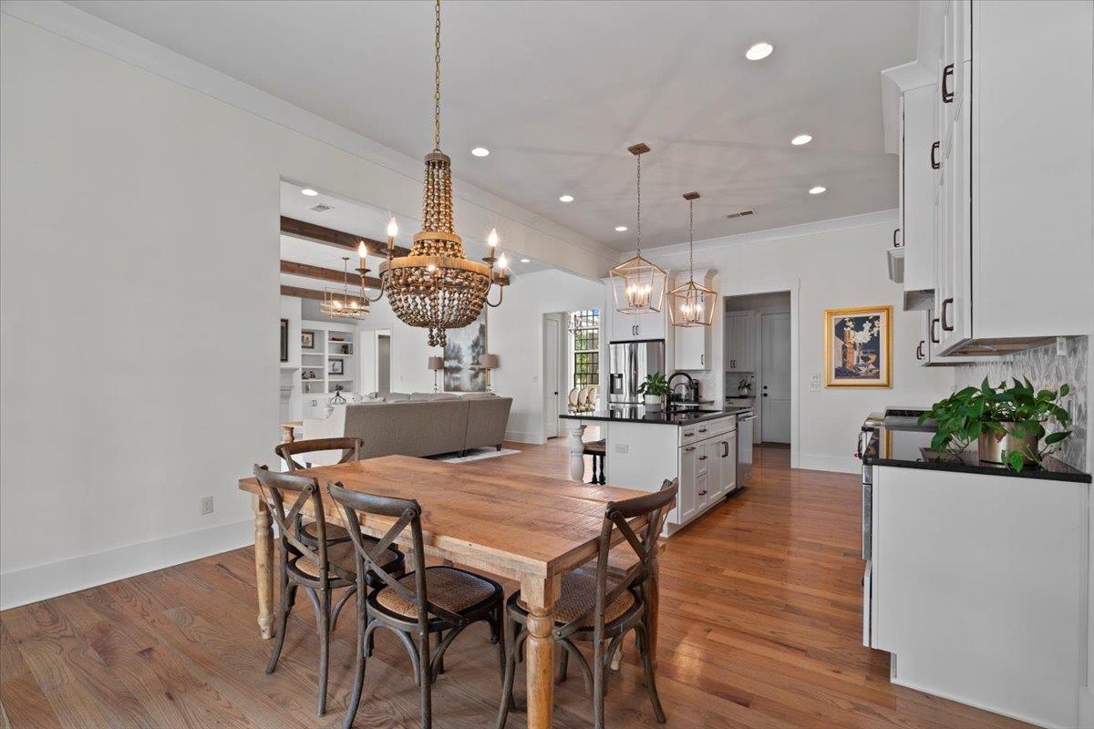 10394 N DUNCAN WOODS DR