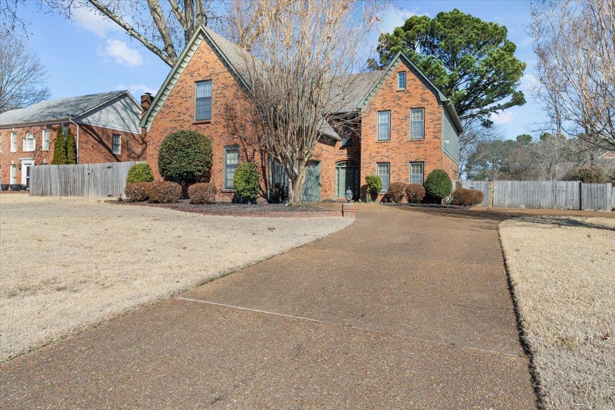 9168 SYCAMORE CREEK CV