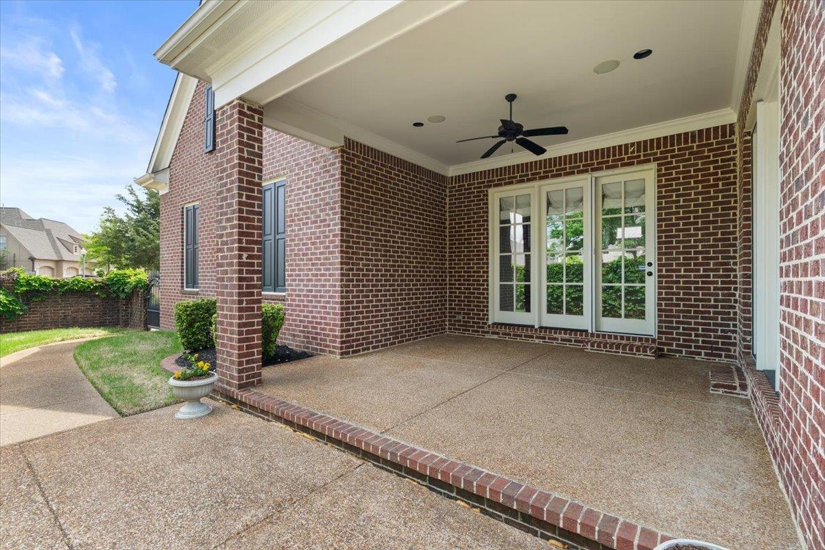 1862 OLD TOWNE LN