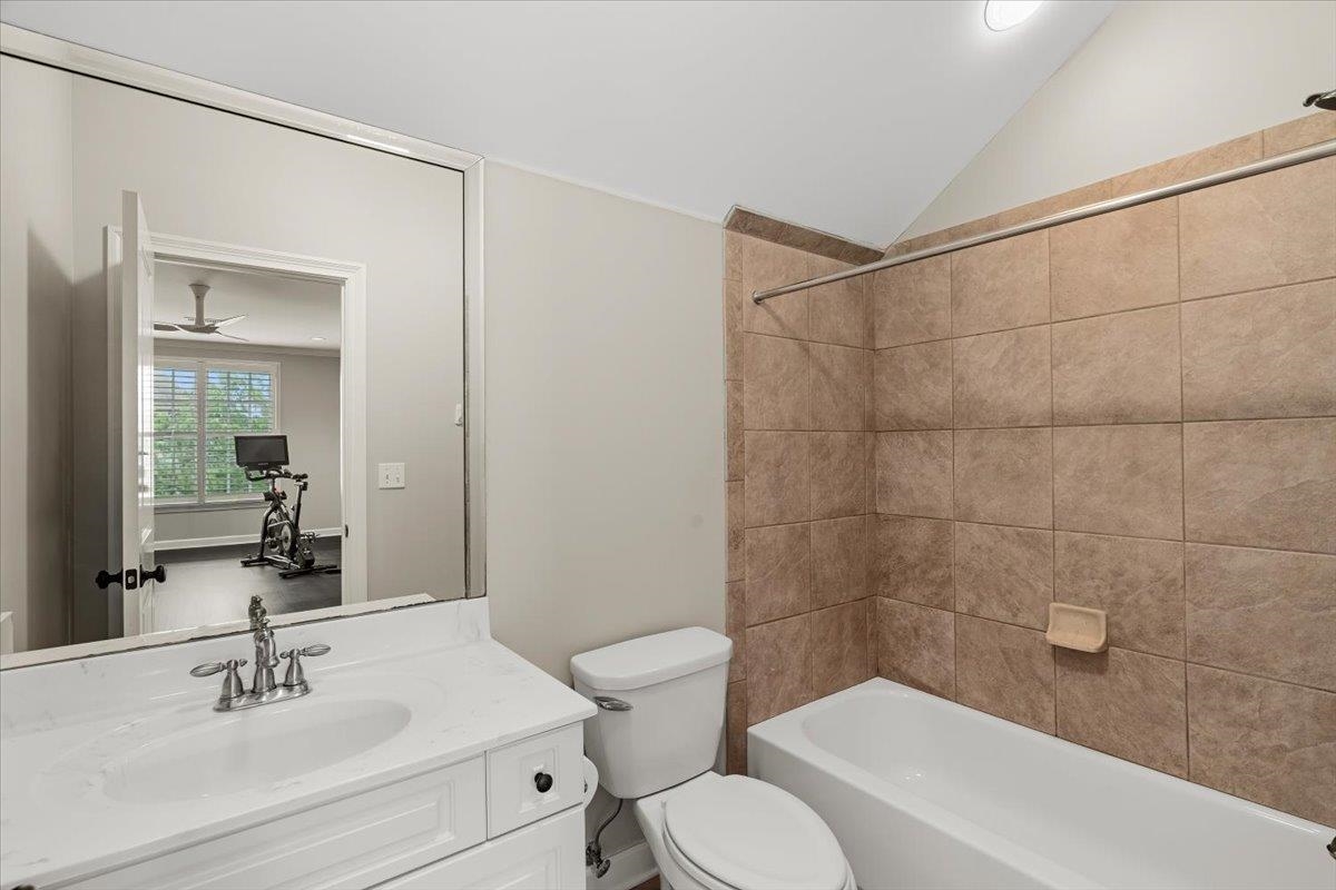 1862 OLD TOWNE LN