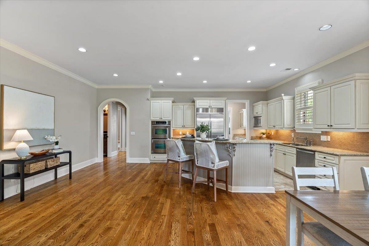 1862 OLD TOWNE LN