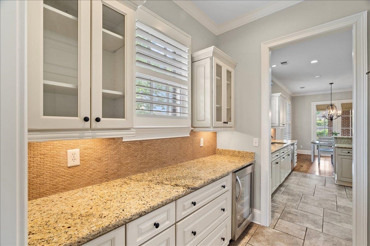 1862 OLD TOWNE LN