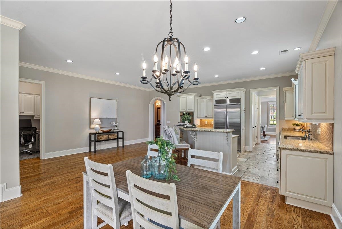 1862 OLD TOWNE LN