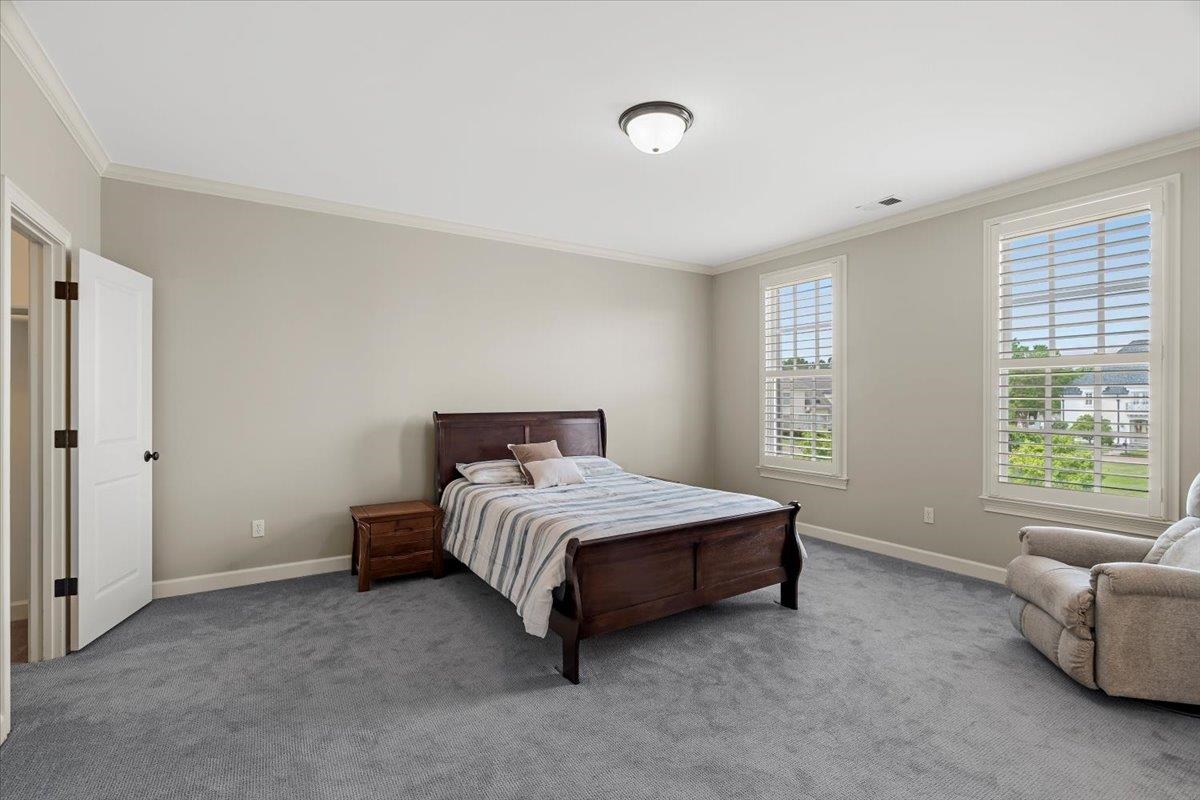 1862 OLD TOWNE LN