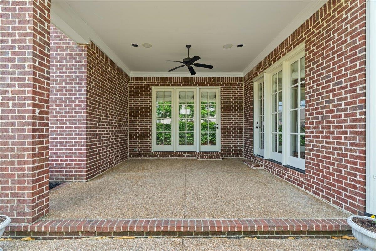 1862 OLD TOWNE LN
