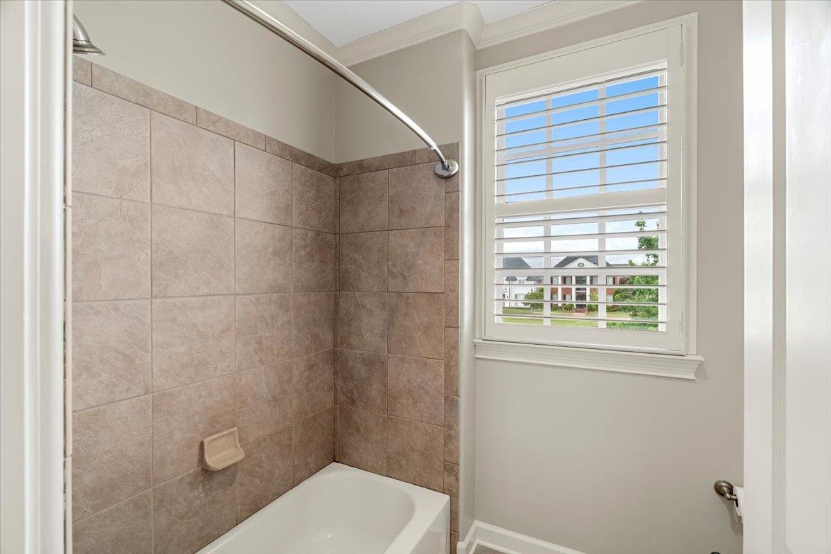 1862 OLD TOWNE LN