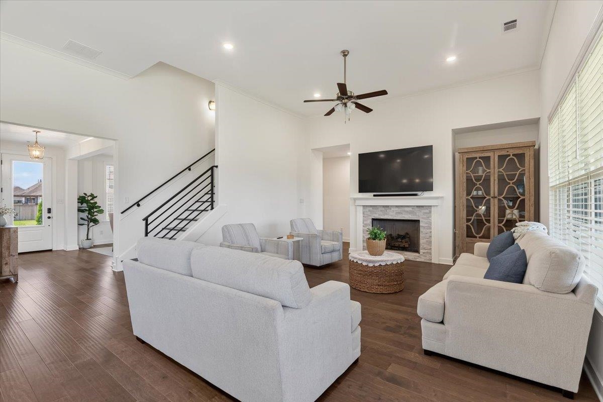 14806 ELM HILL DR