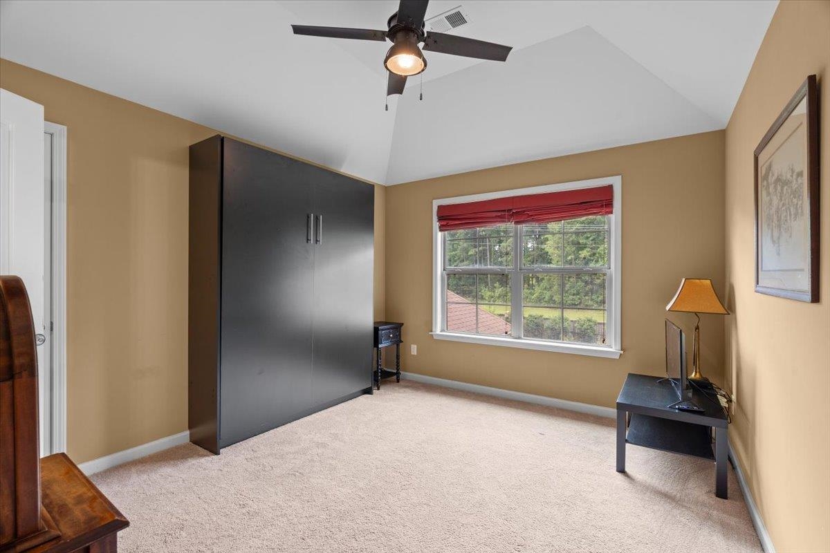 8499 WOODLAND GREEN CT