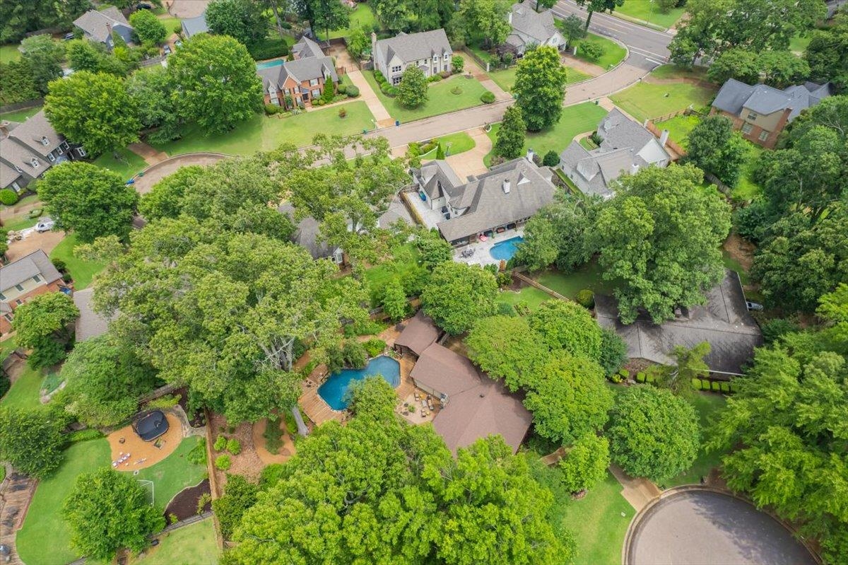 8594 BUCKTHORN CV
