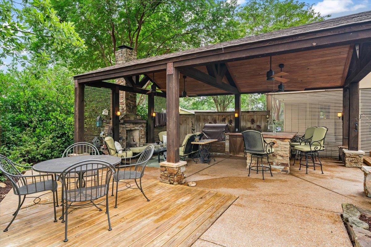 8594 BUCKTHORN CV