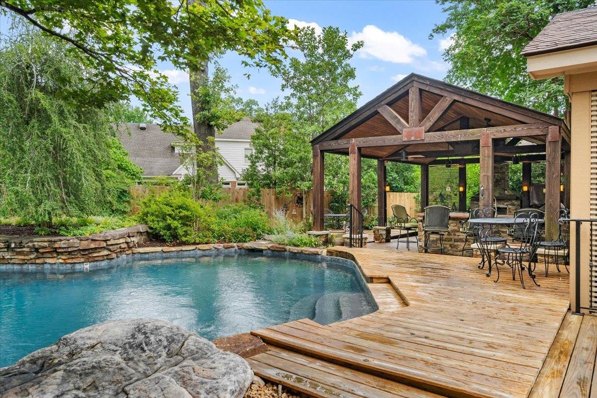 8594 BUCKTHORN CV