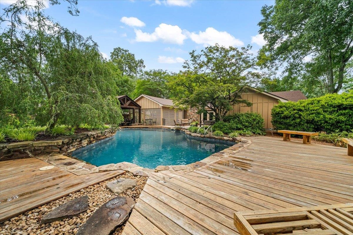 8594 BUCKTHORN CV