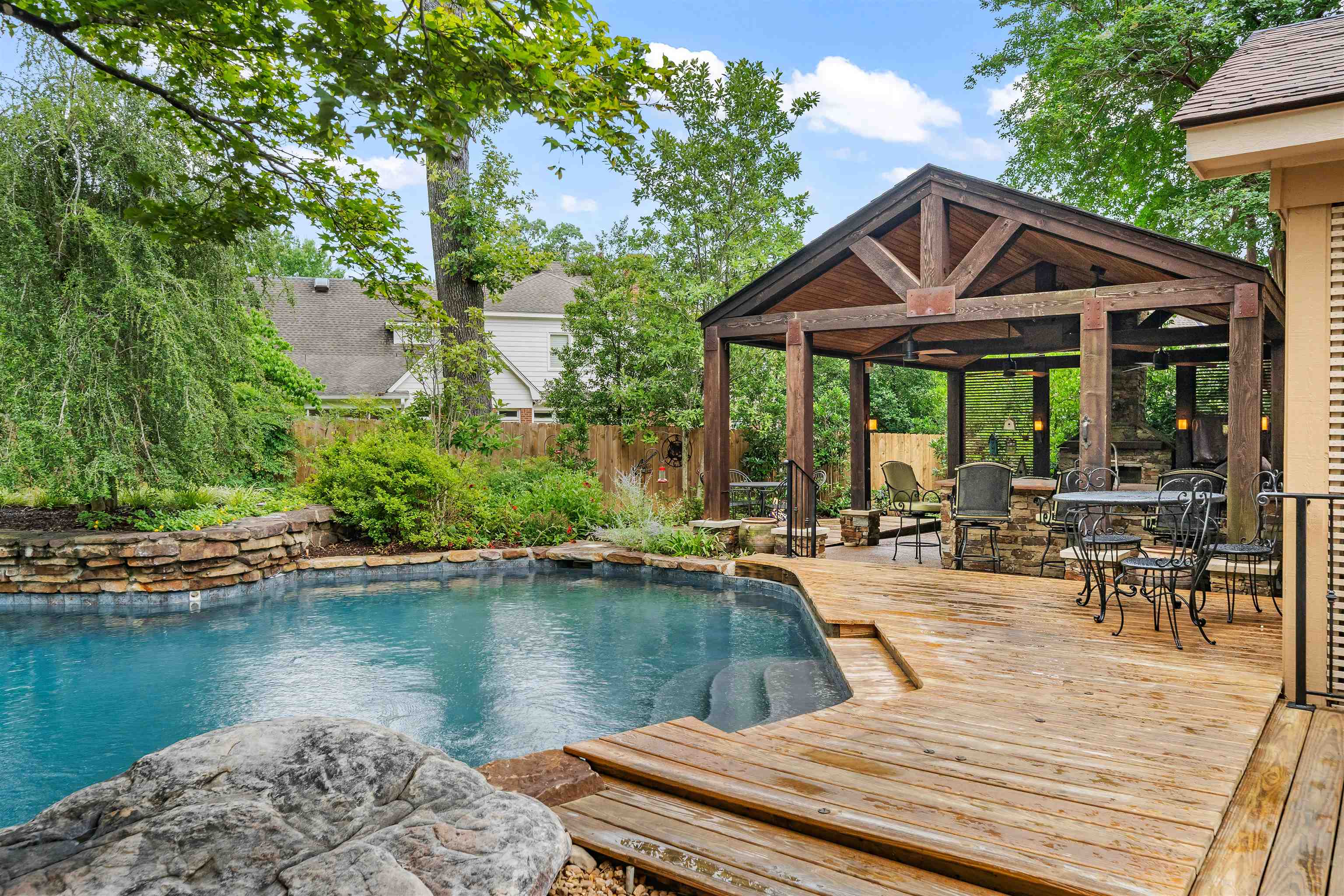 8594 BUCKTHORN CV