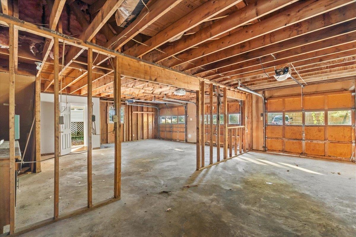 8020 POPLAR PIKE