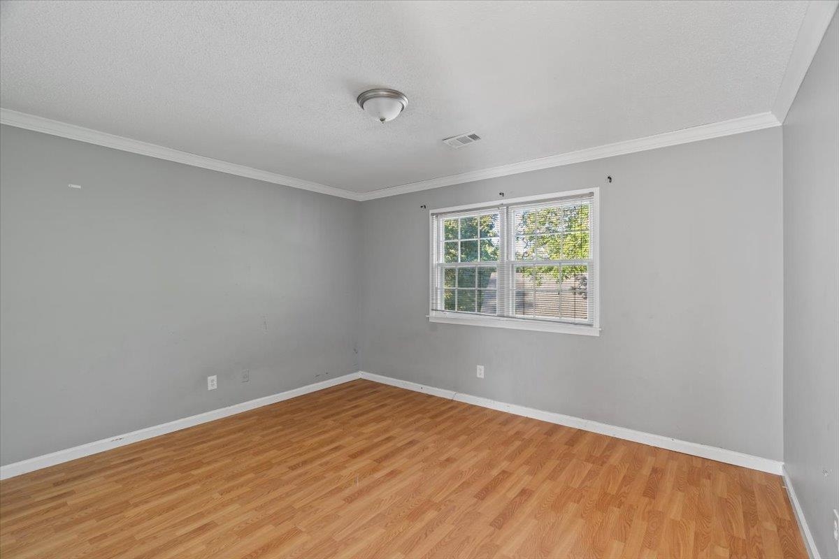 8020 POPLAR PIKE