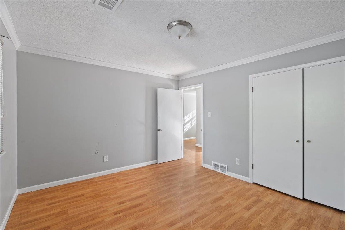 8020 POPLAR PIKE