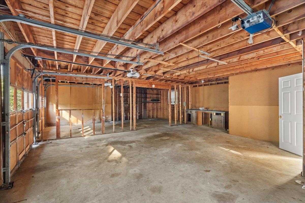 8020 POPLAR PIKE