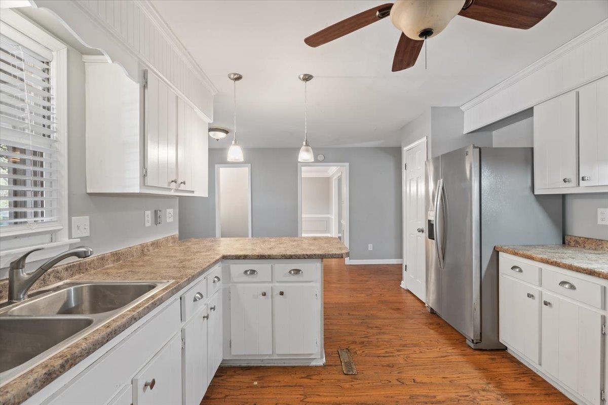 8020 POPLAR PIKE