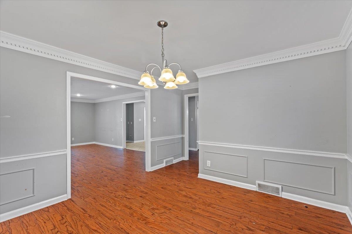8020 POPLAR PIKE
