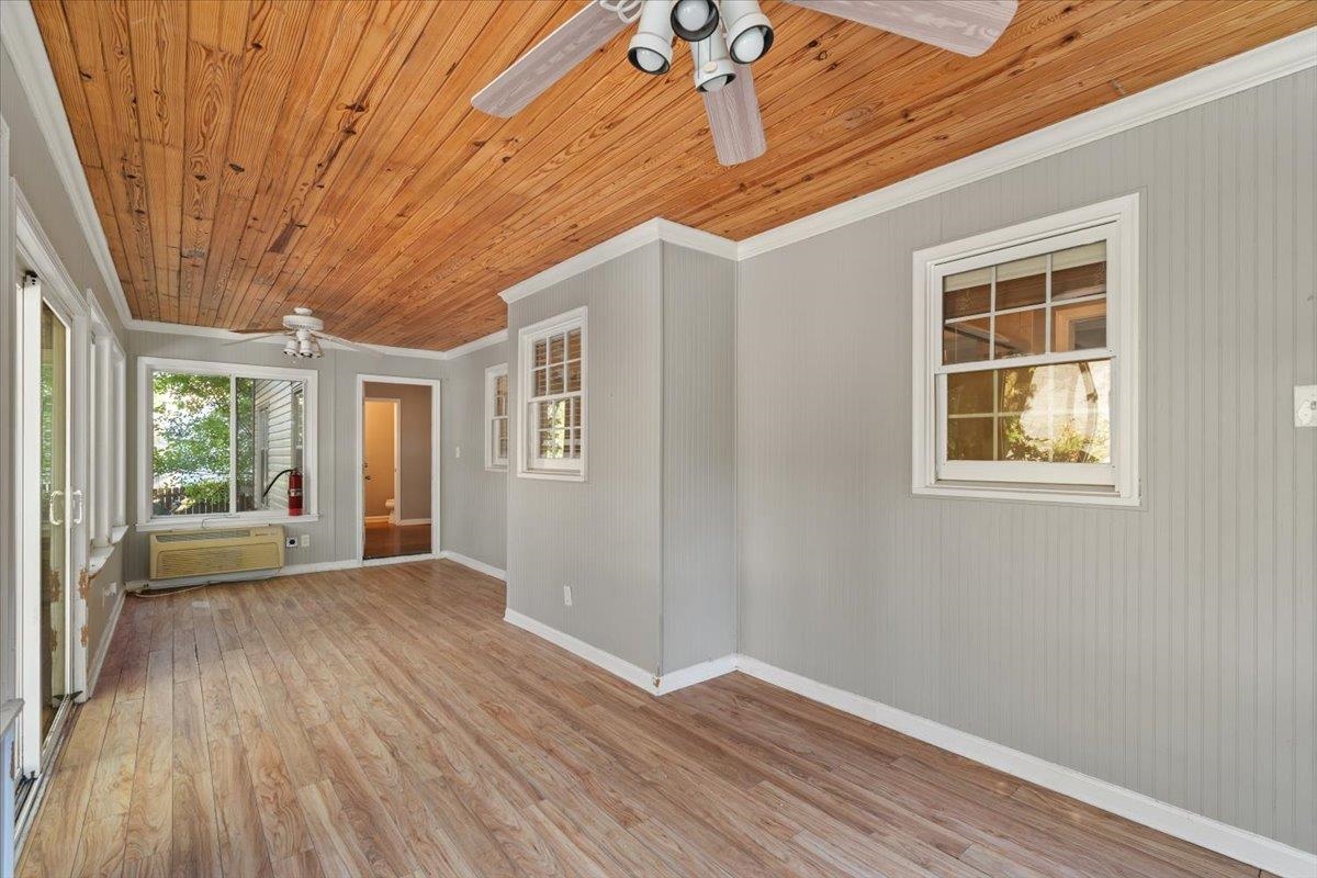 8020 POPLAR PIKE