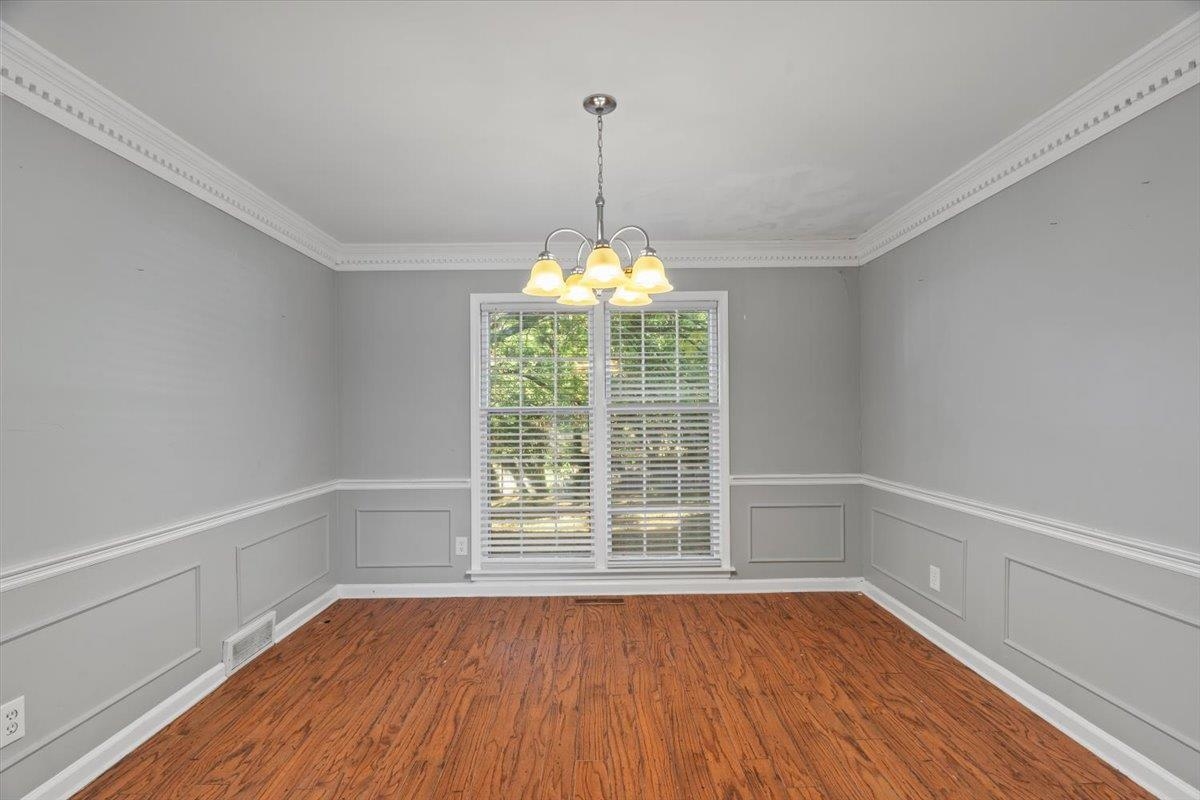 8020 POPLAR PIKE
