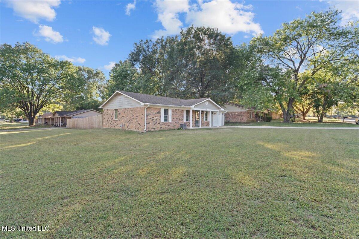 5135 Woody Drive, Horn Lake