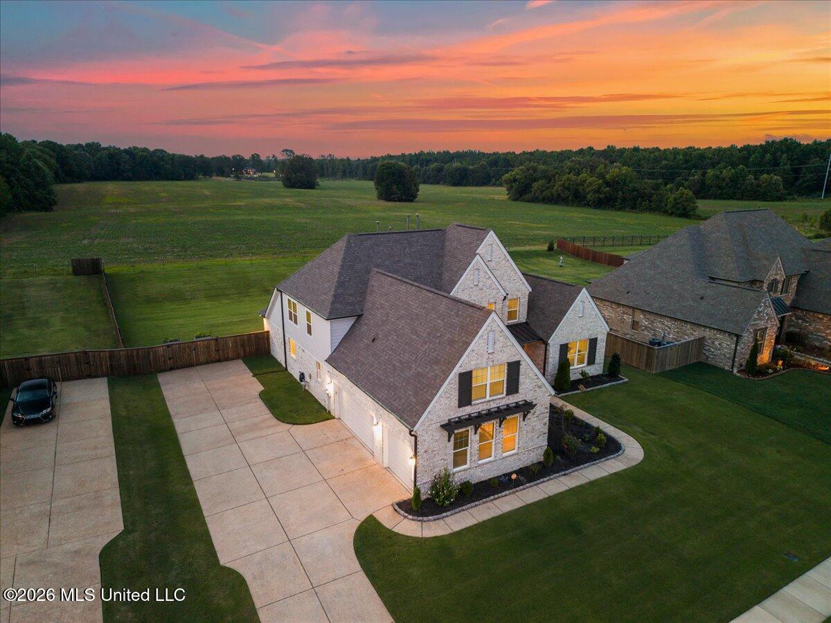 14806 Elm Hill