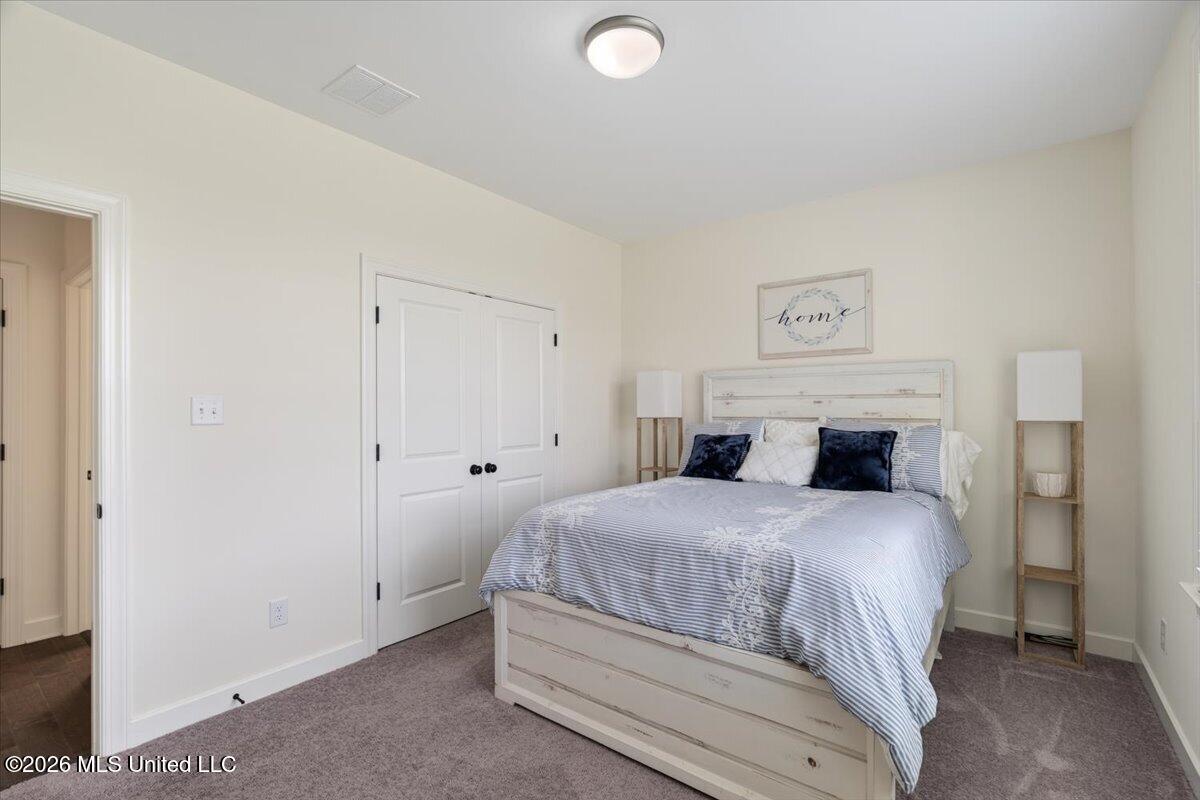 14806 Elm Hill