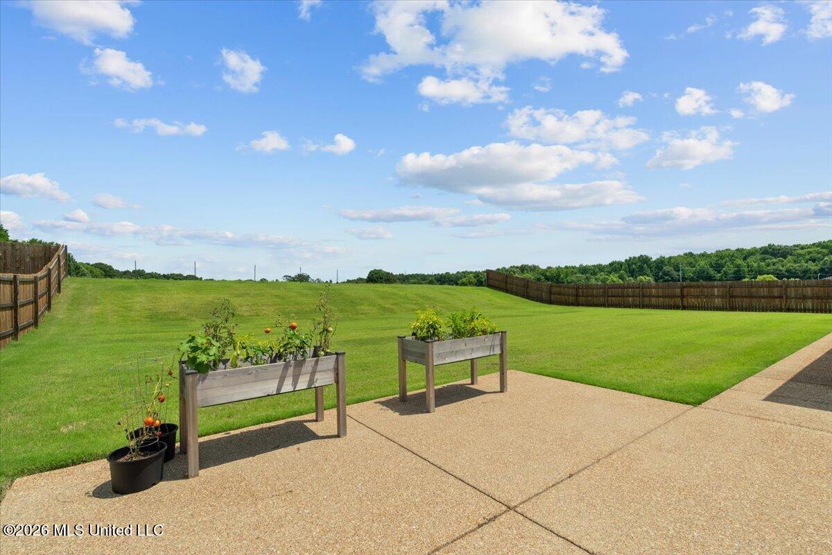 14806 Elm Hill