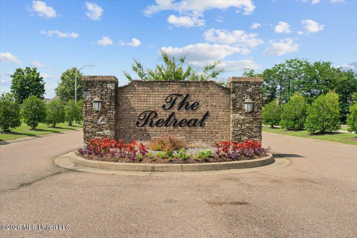 14806 Elm Hill