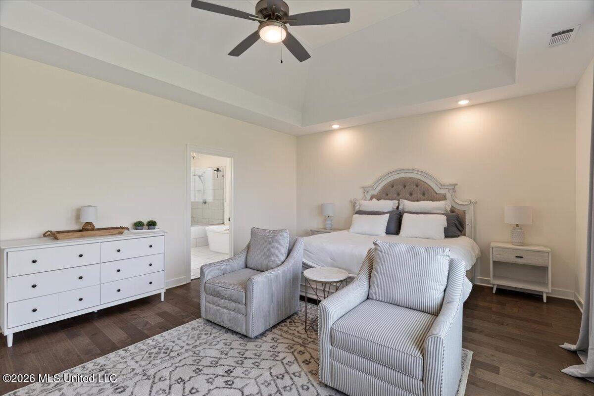 14806 Elm Hill