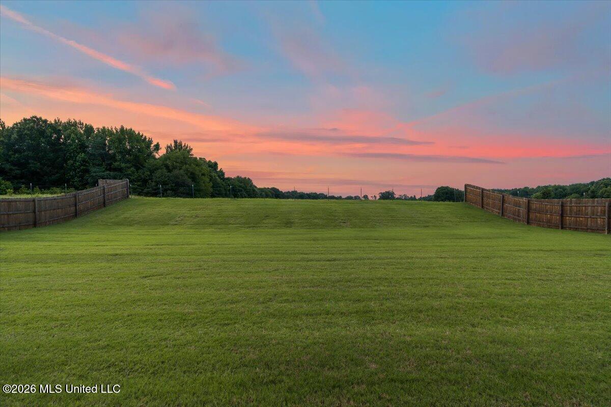 14806 Elm Hill