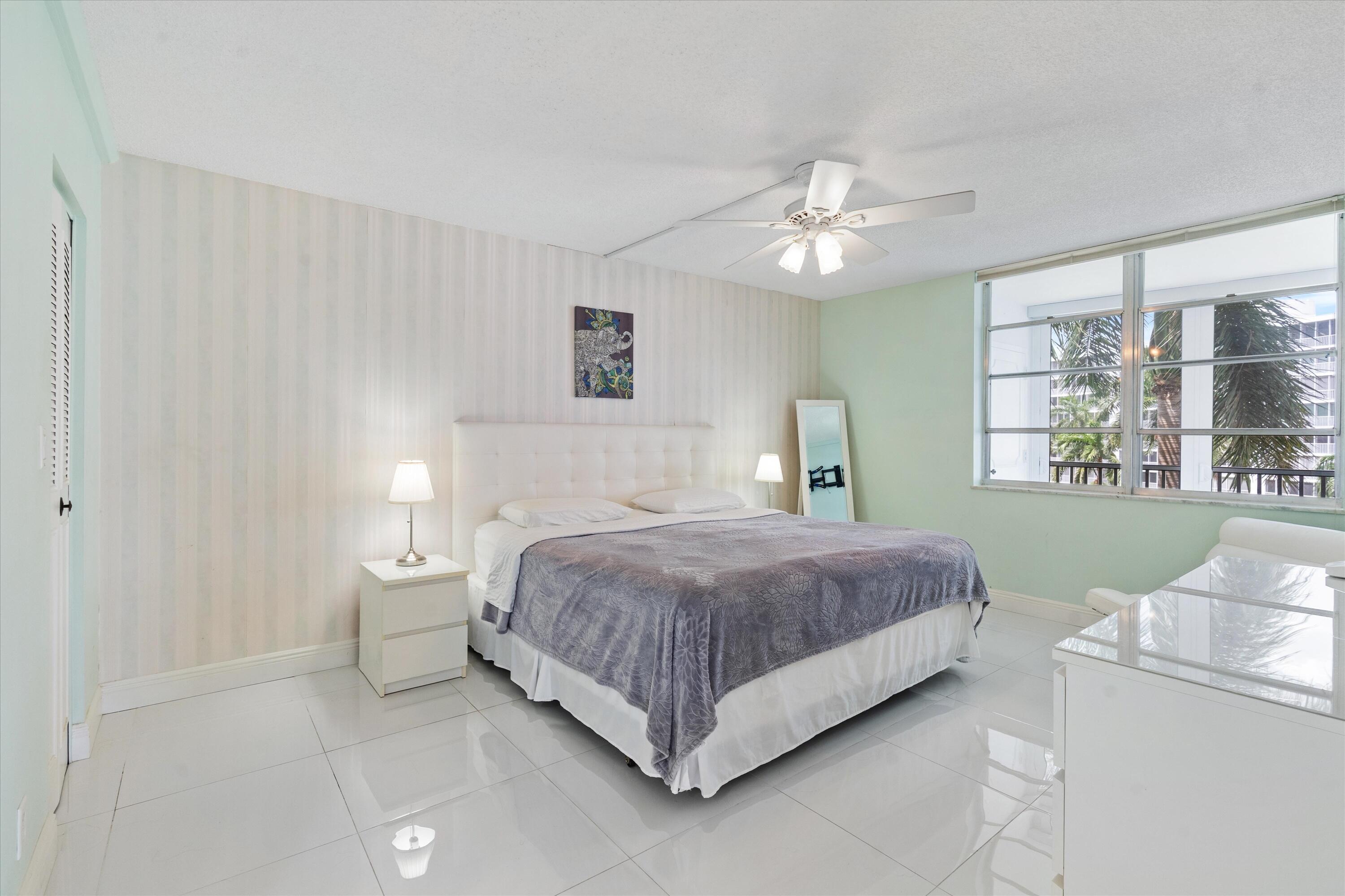 3300 S Ocean Boulevard 617-c