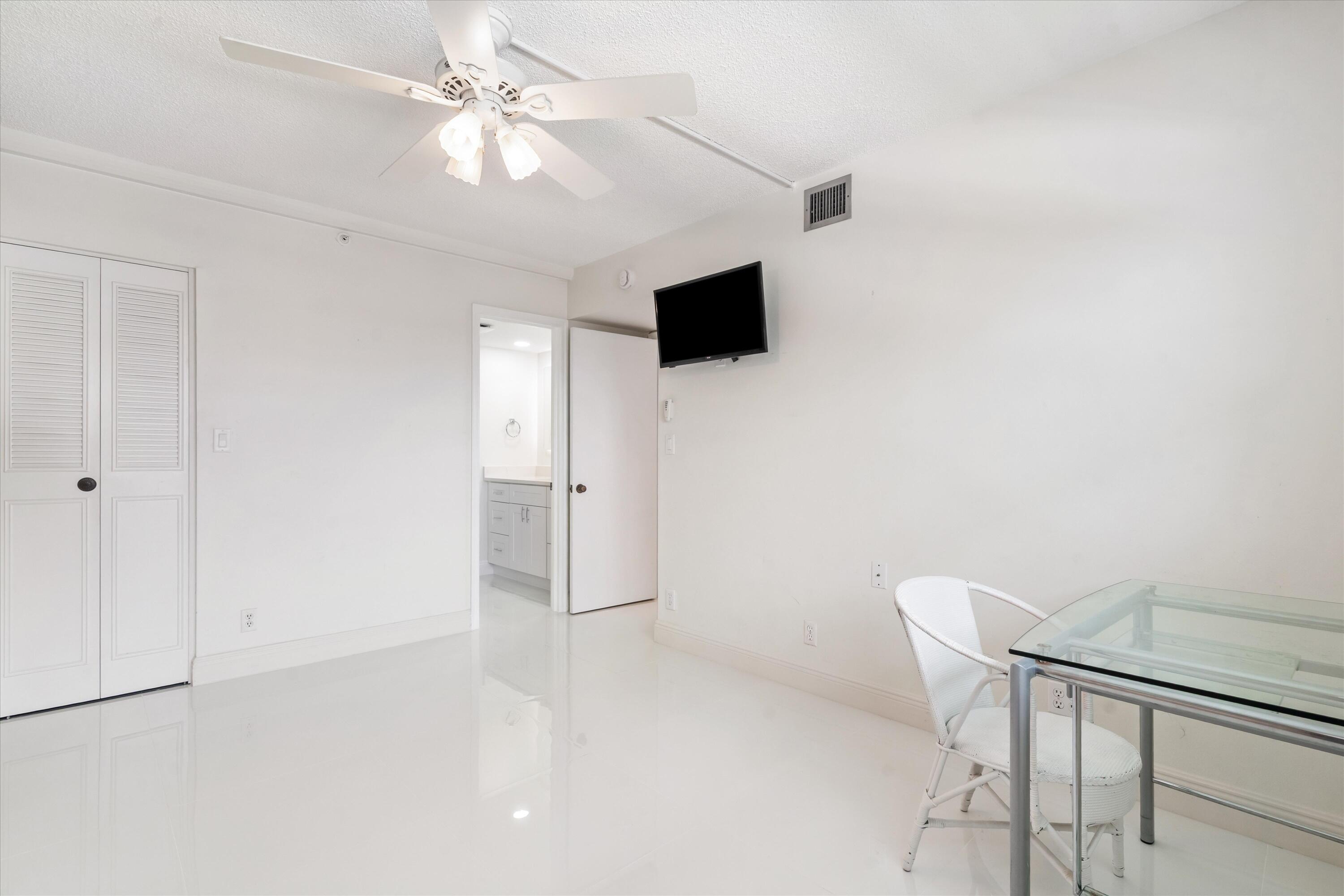 3300 S Ocean Boulevard 617-c