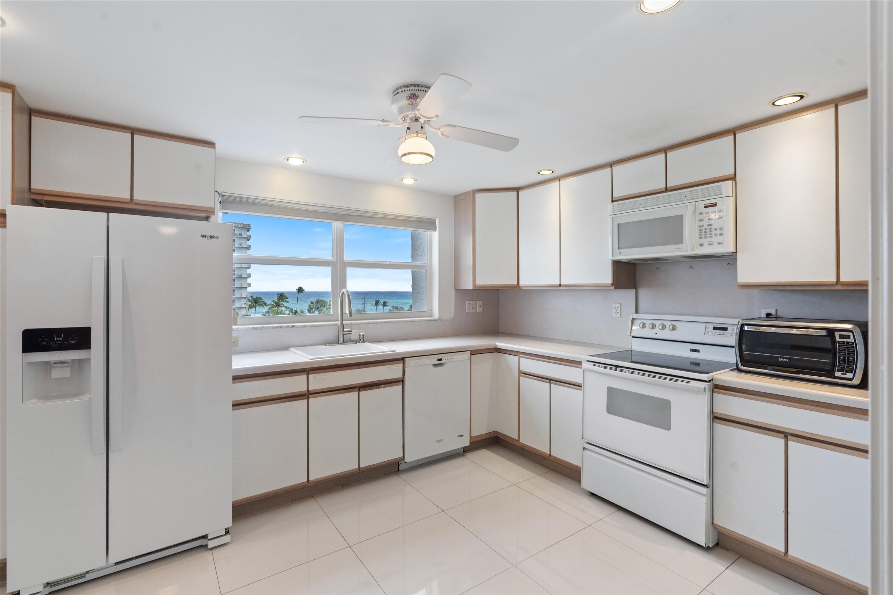 3300 S Ocean Boulevard 617-c
