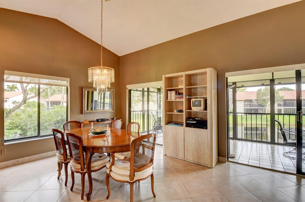 10812 Lake Palm Lane Unit: 201