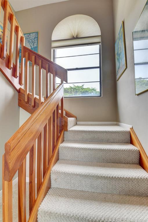10812 Lake Palm Lane Unit: 201