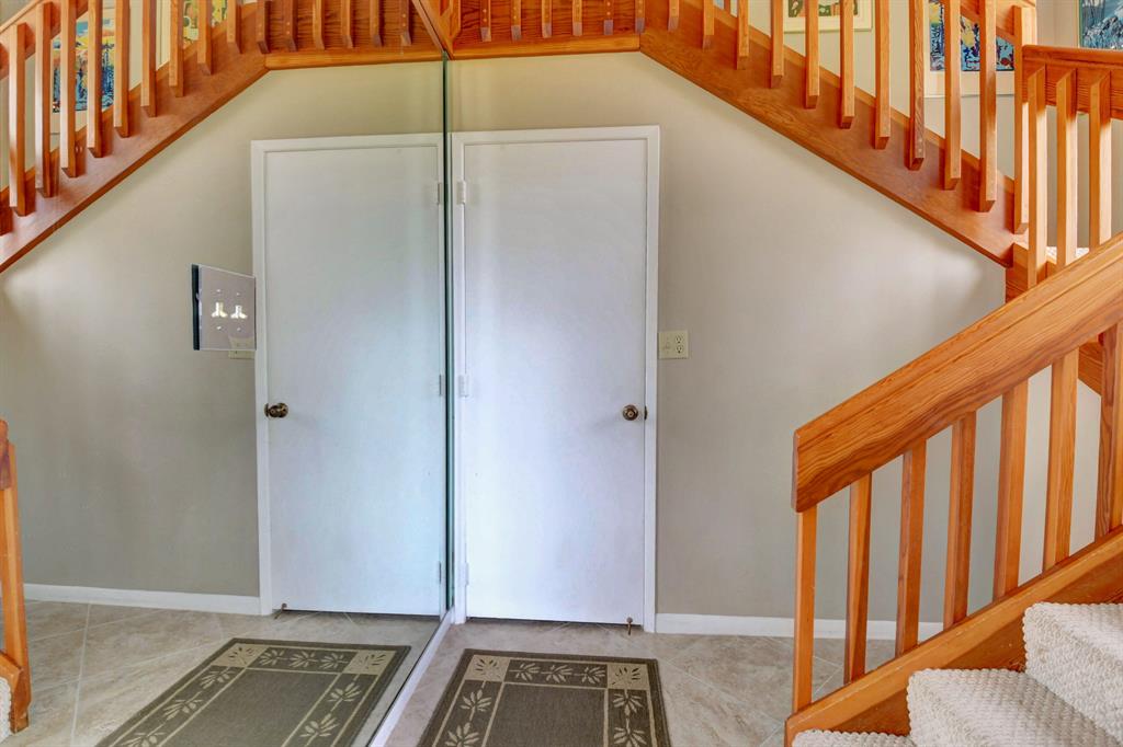 10812 Lake Palm Lane Unit: 201