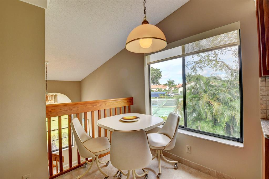 10812 Lake Palm Lane Unit: 201
