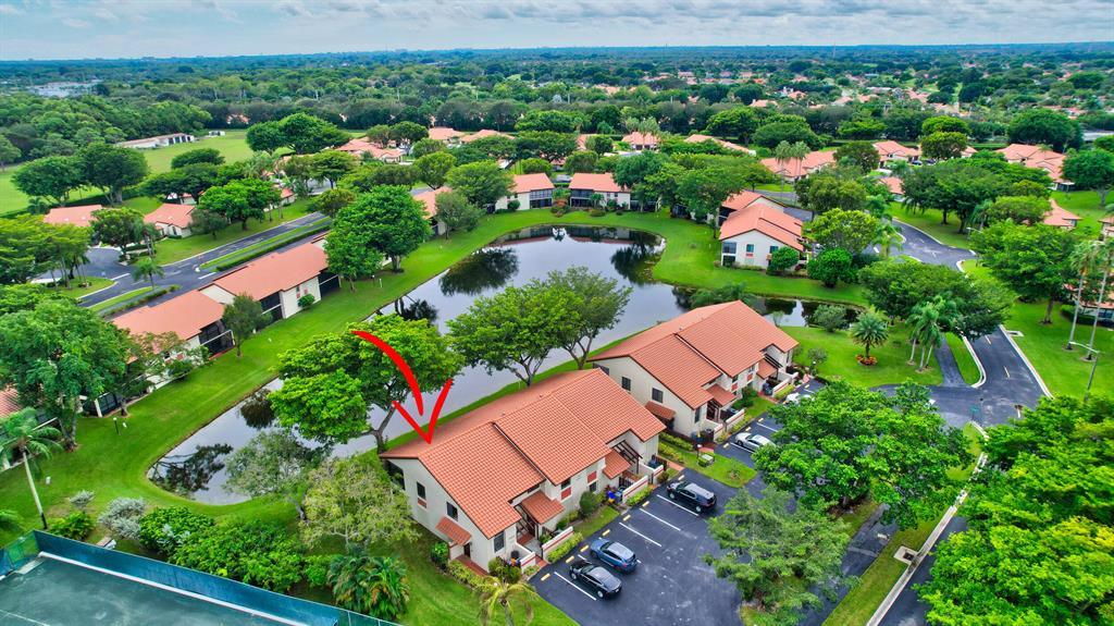10812 Lake Palm Lane Unit: 201