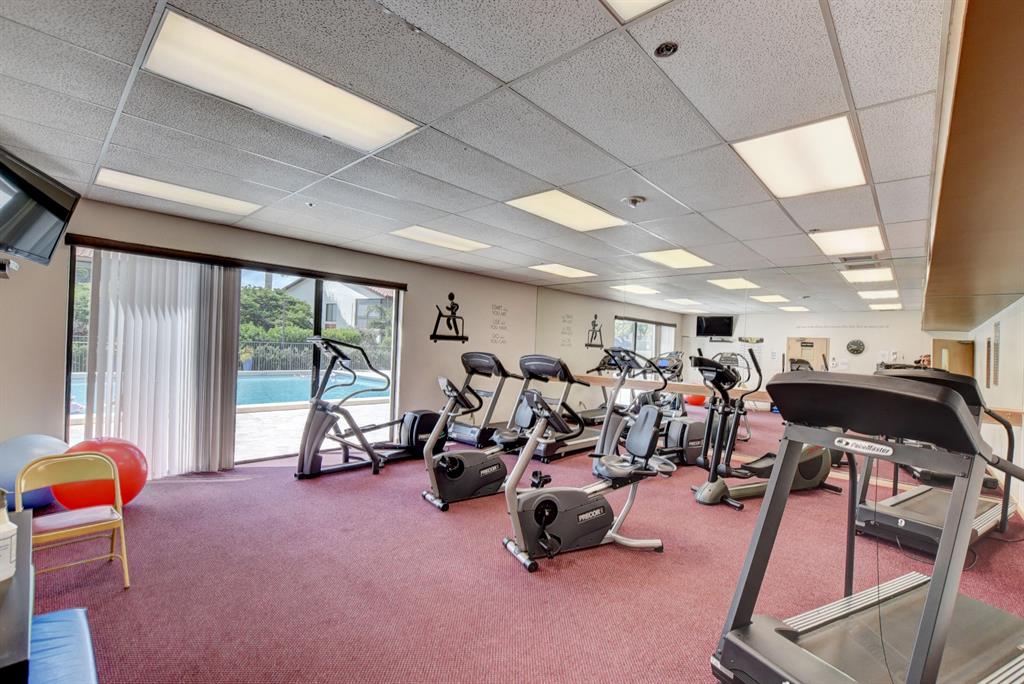 10812 Lake Palm Lane Unit: 201
