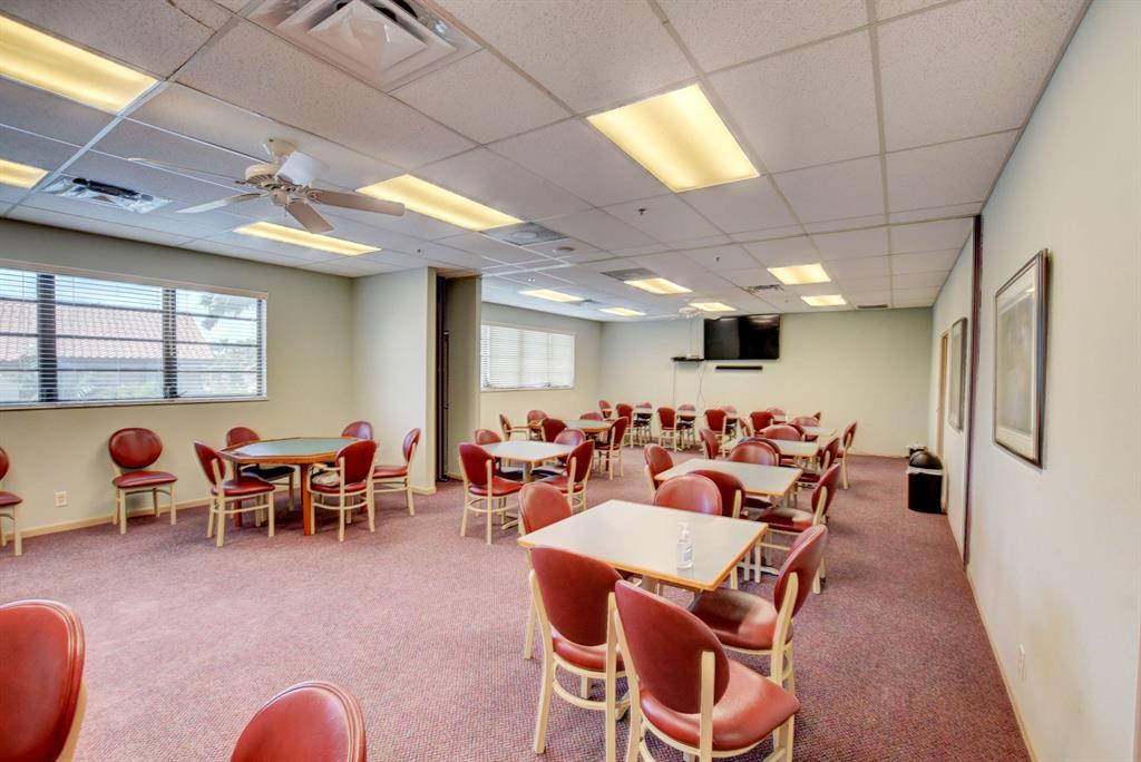 10812 Lake Palm Lane Unit: 201