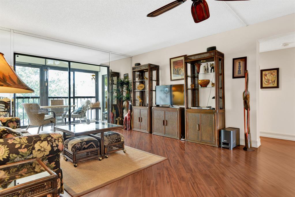 6241 Pointe Regal Circle Unit: 305