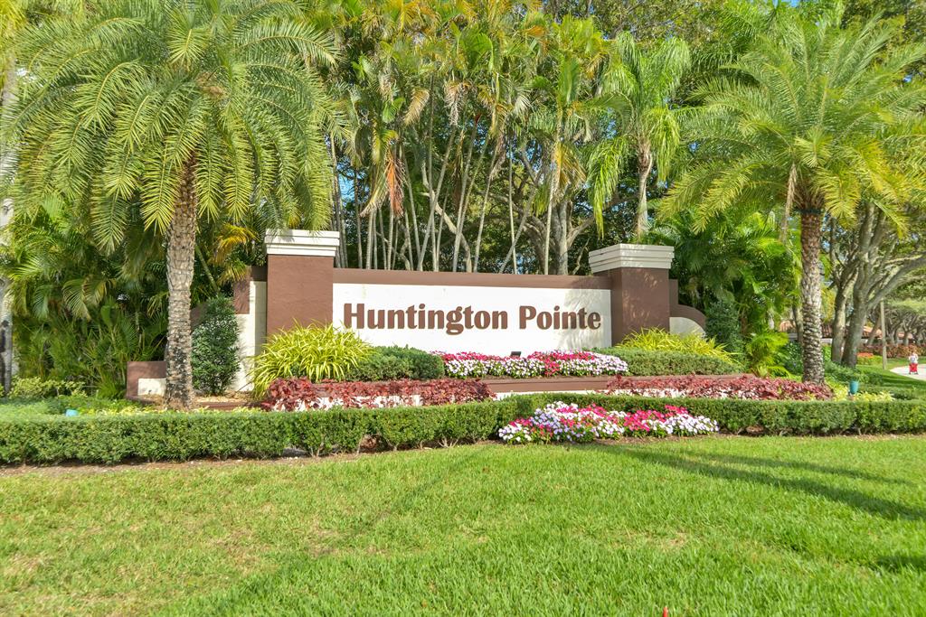 6241 Pointe Regal Circle Unit: 305