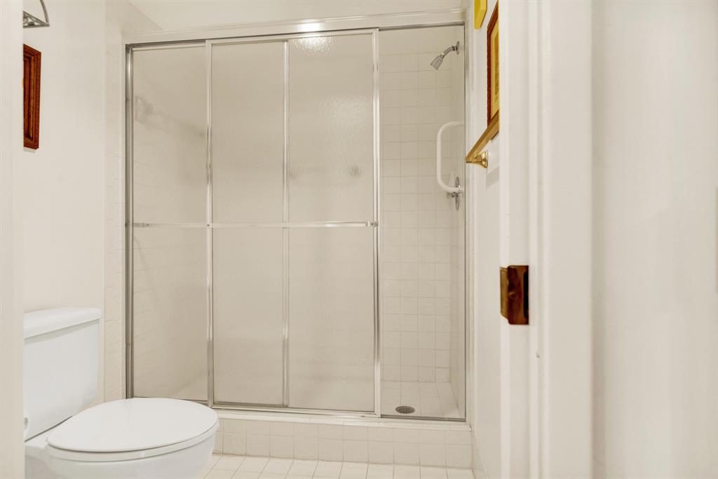 6241 Pointe Regal Circle Unit: 305