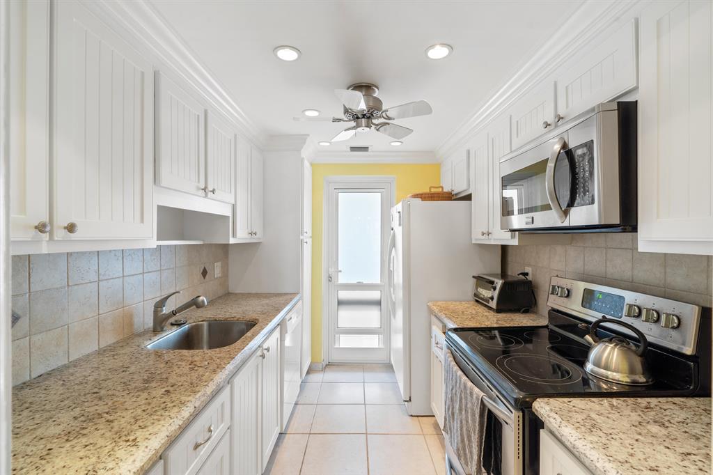 3100 S Ocean Boulevard Unit: 1140