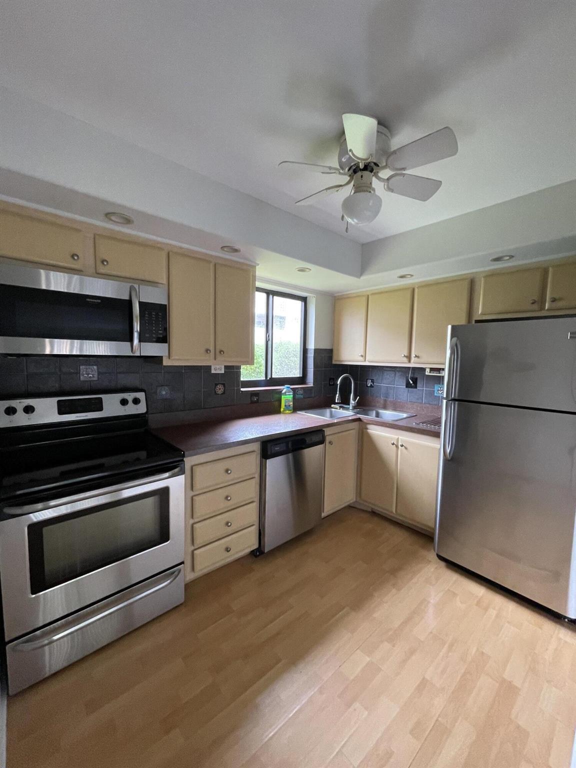 50 SE 12th Street Unit: 120