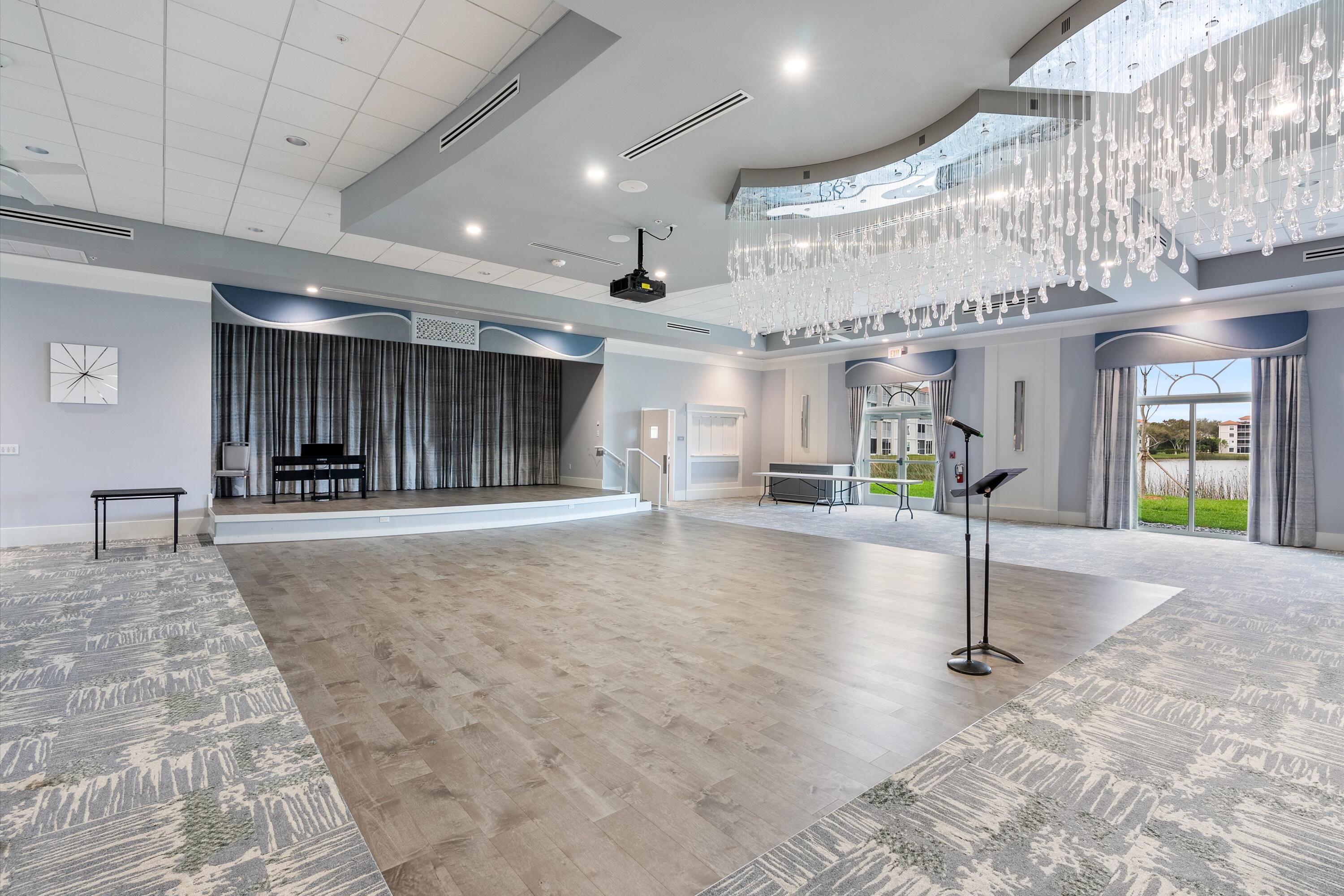 6037 E Pointe Regal Circle E Unit: 310