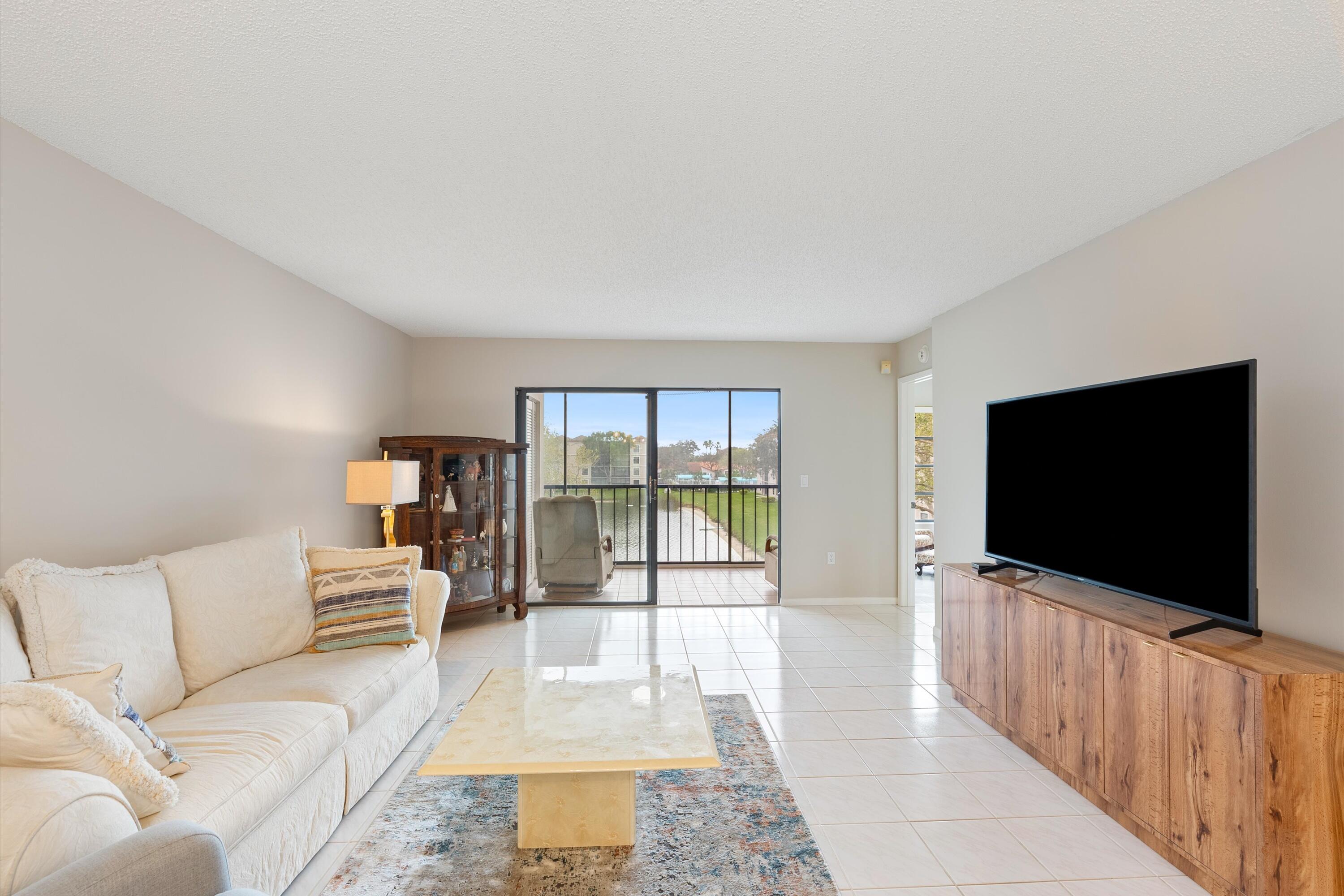 6037 E Pointe Regal Circle E Unit: 310