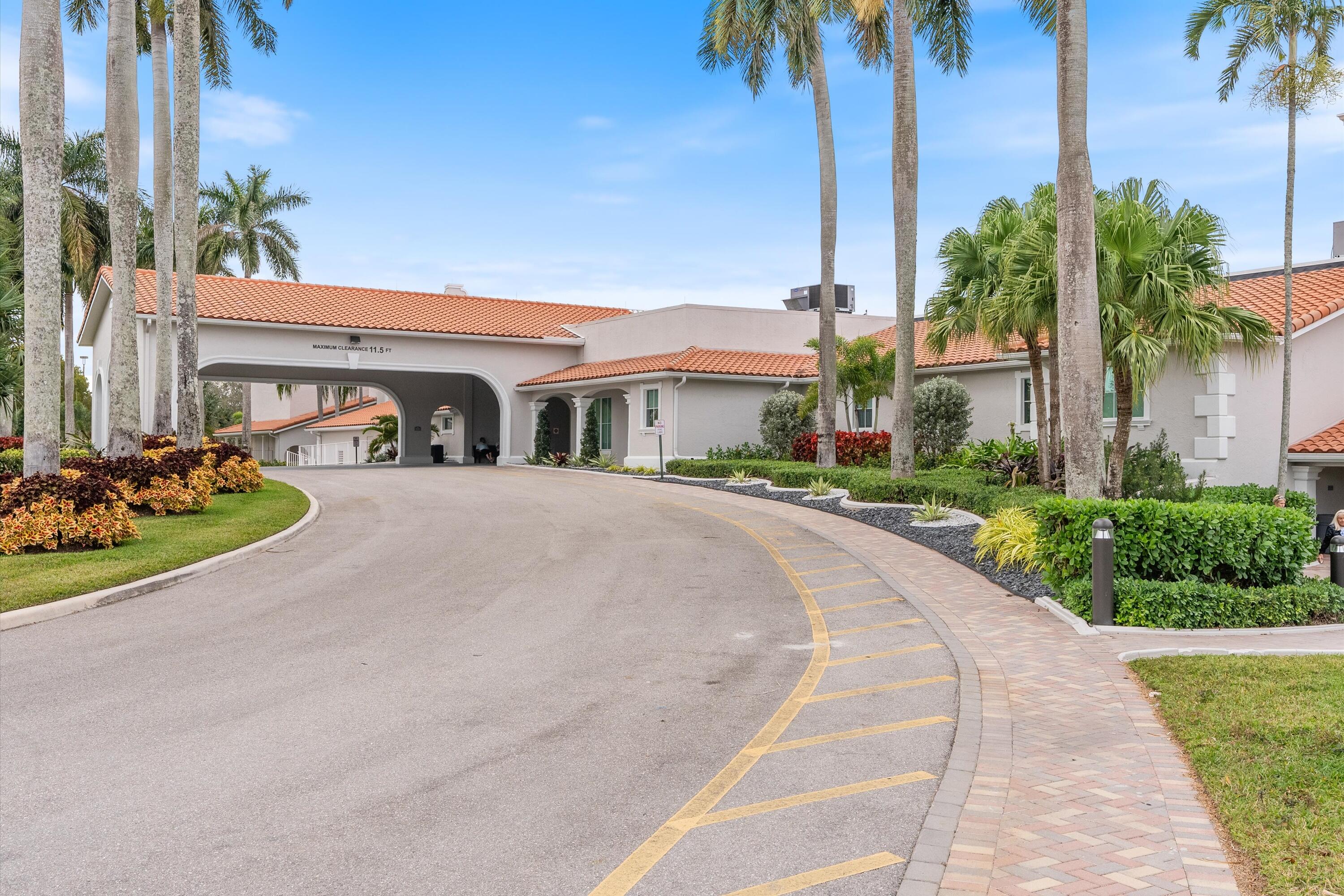 6037 E Pointe Regal Circle E Unit: 310